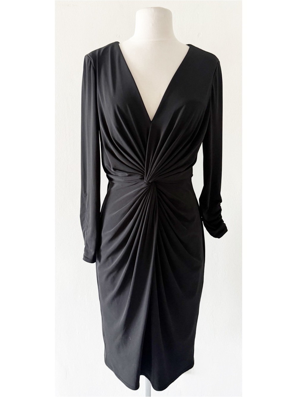 Tadashi Collection Black V Neck Twist Front Shealth Dress Size Medium (M)